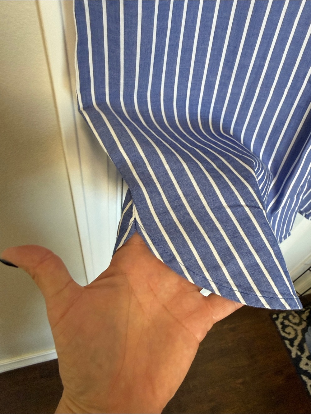 Old Navy Navy White Vertical Stripe Short-Sleeve Button Shirt w/pockets Sz L NWT - Picture 6 of 8
